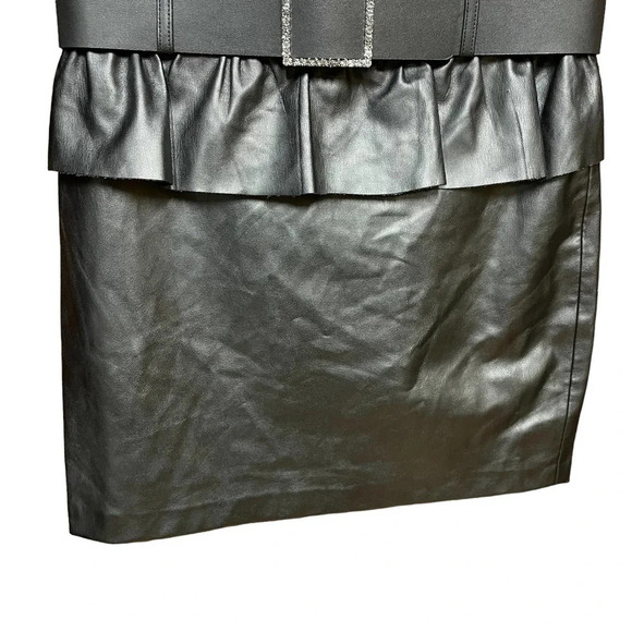 Zara Belted Faux Leather Mini‎ Skirt Black Size Small - Picture 4 of 10